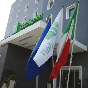 Milan Nord Zara By Ihg Hotel Cinisello Balsamo